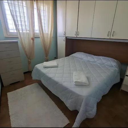 Apartment B12