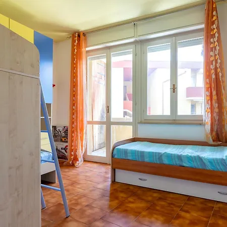 Apartment B12 *